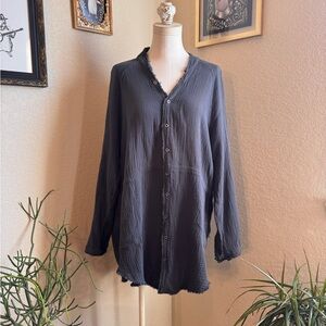 Elegant Gray Button-Up Tunic for Women